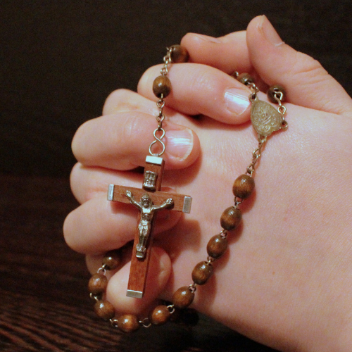 Praying rosary